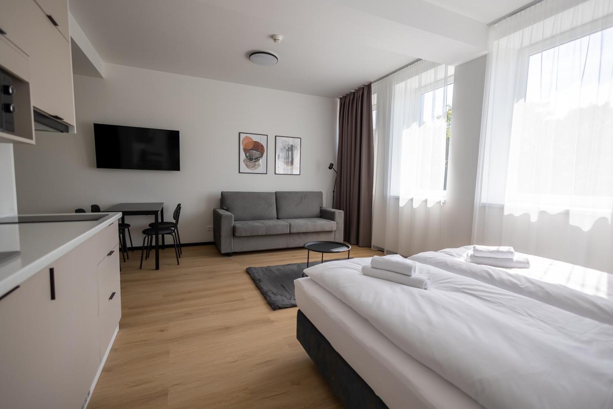 Central Residence Apartmanok Miskolc Ngoại thất bức ảnh